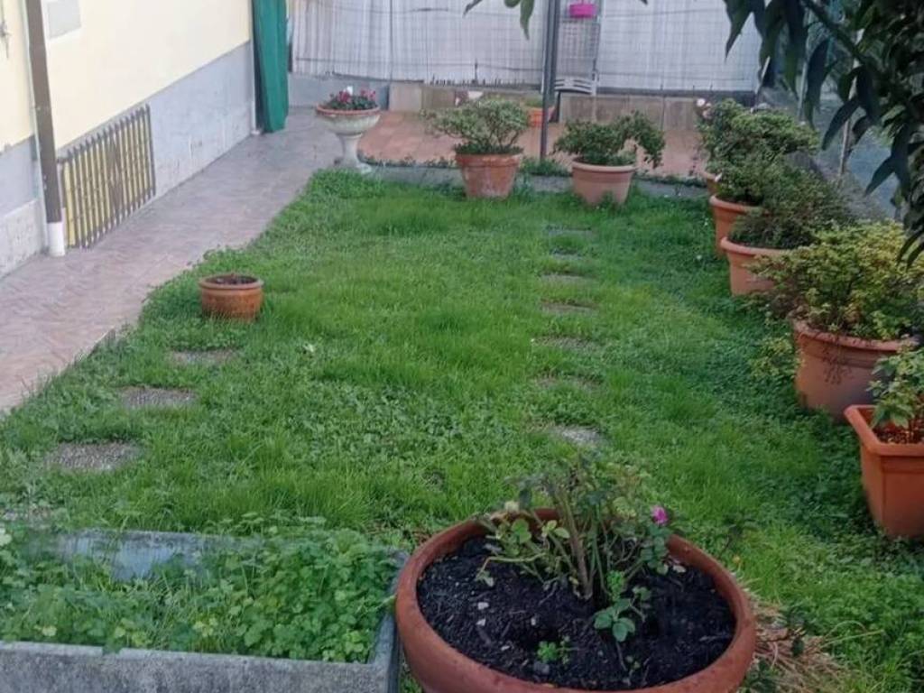 Villa a Luni in Via Nuova Appia - Foto 2