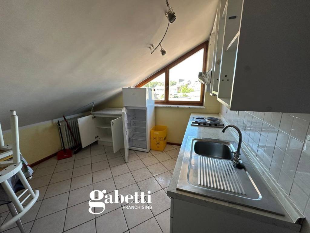 Appartamento a Asti in VIA DI VITTORIO, 19 - Foto 2