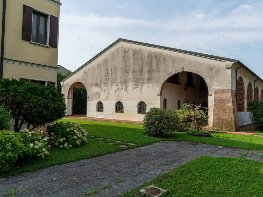Villa a San giorgio bigarello in Via Giovanni Verga - Foto 2