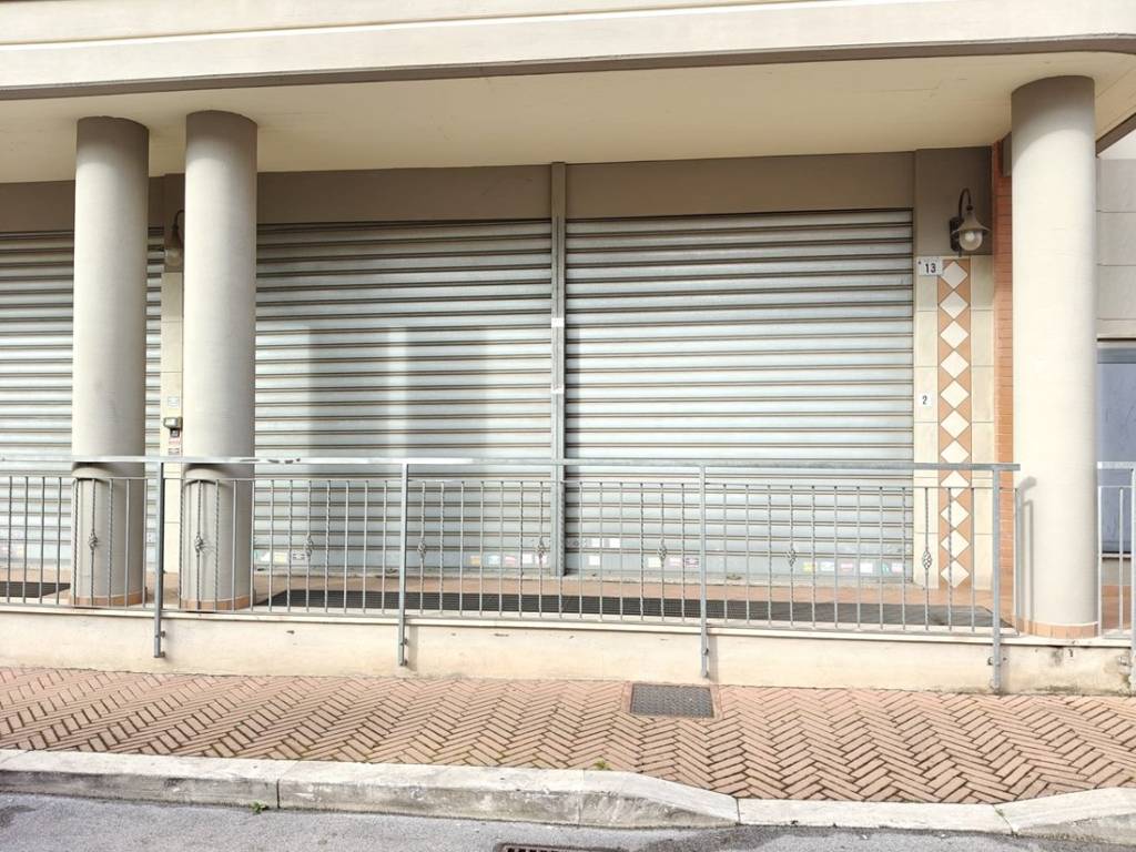 Immobile a Aprilia in Via Calabria, 11 - Foto 3