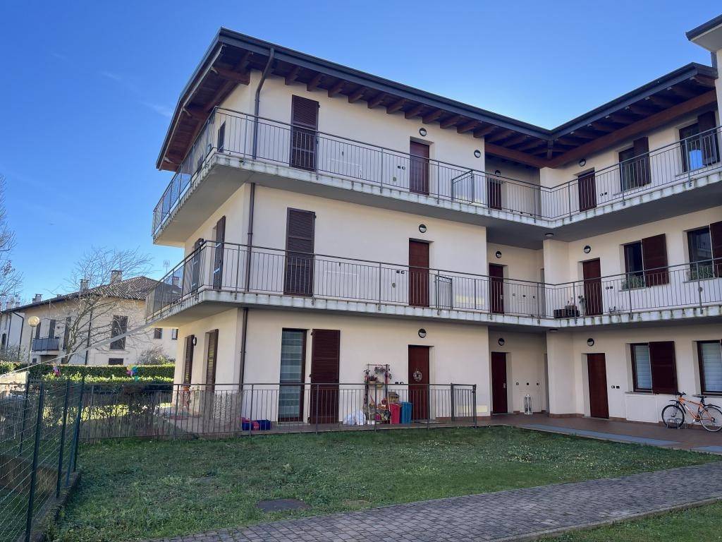 Appartamento a Sesto calende in Via degli Iris - Foto 5