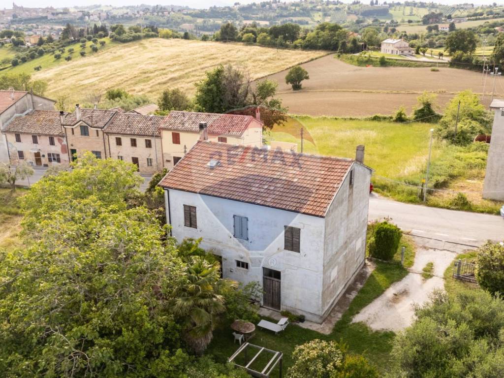 Casa indipendente a Corinaldo in Via delle Ville, 32 - Foto 4