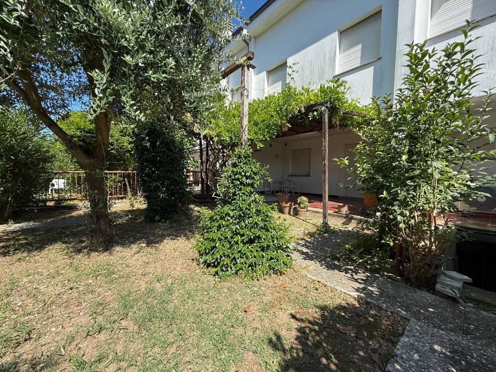 Casa indipendente a Fano - Foto 2