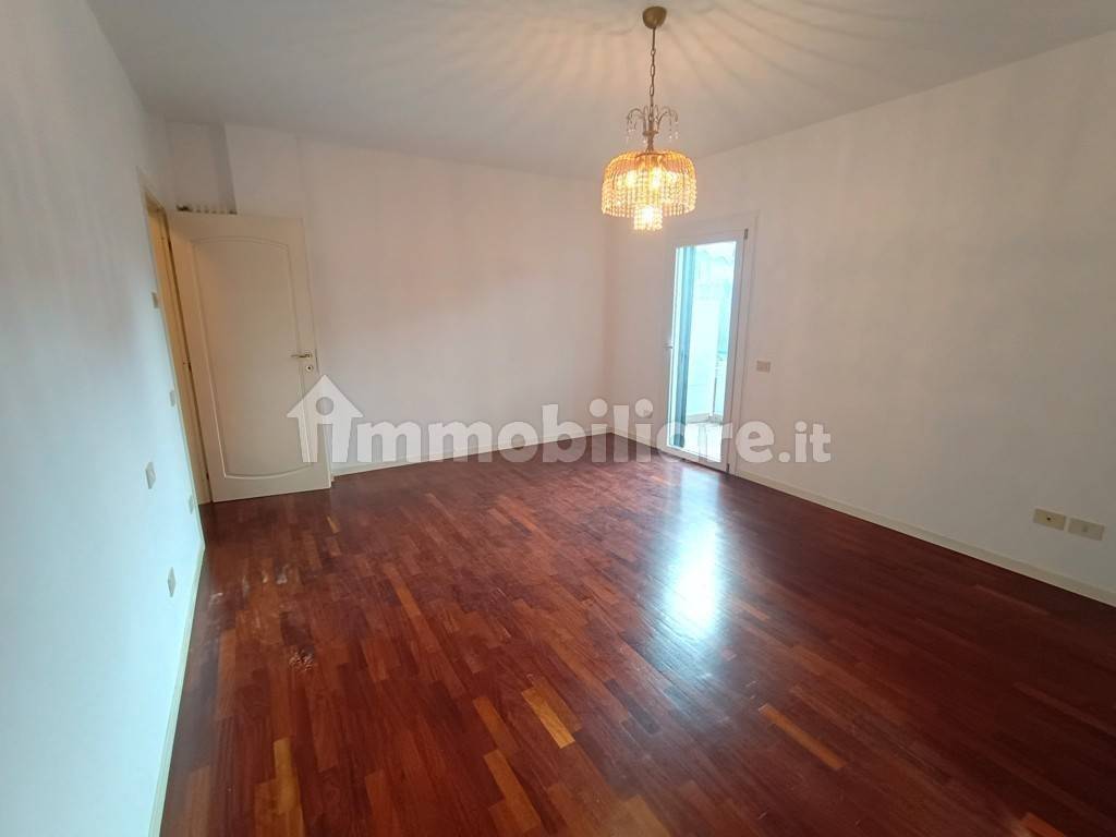 Casa indipendente a Pesaro in Via Andrea Costa - Foto 5