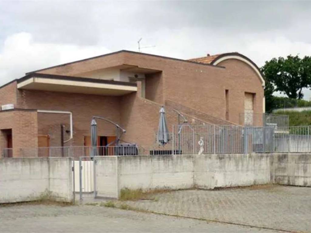 Appartamento a Mombaroccio in Via della Costituzione - Foto 3