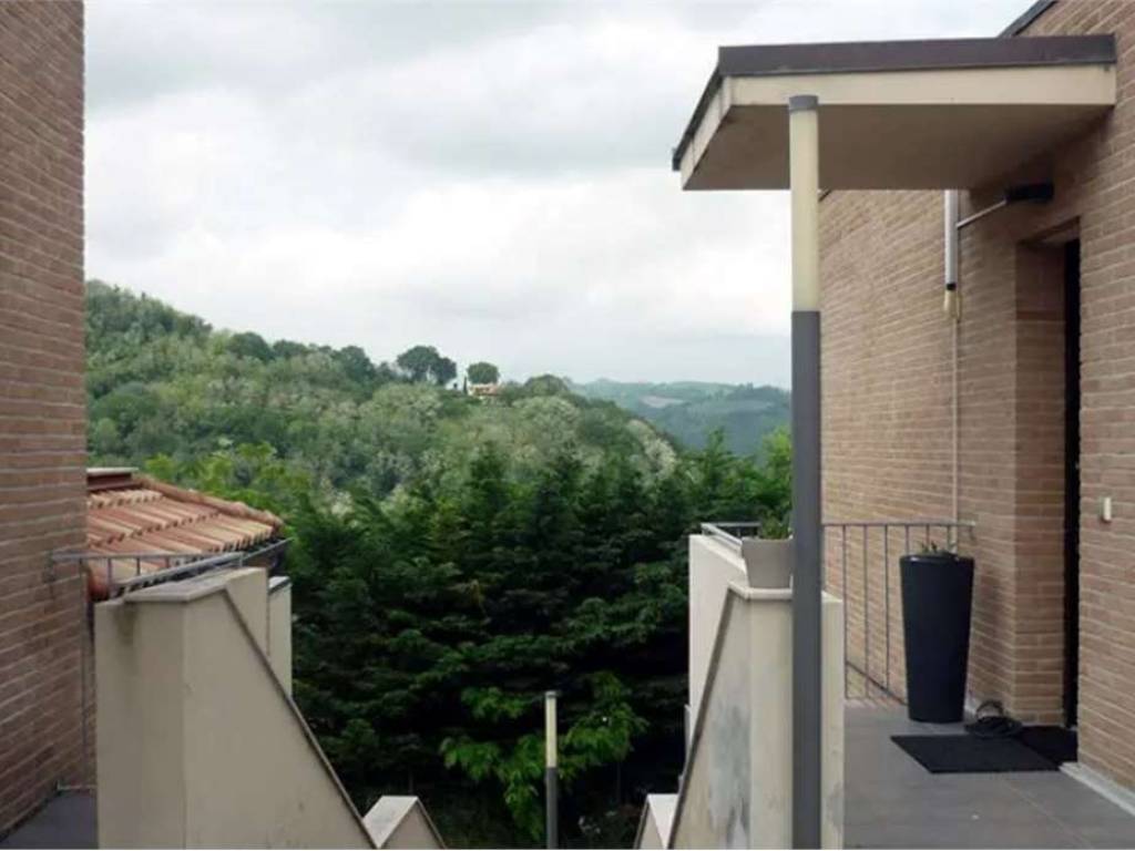 Appartamento a Mombaroccio in Via della Costituzione - Foto 4