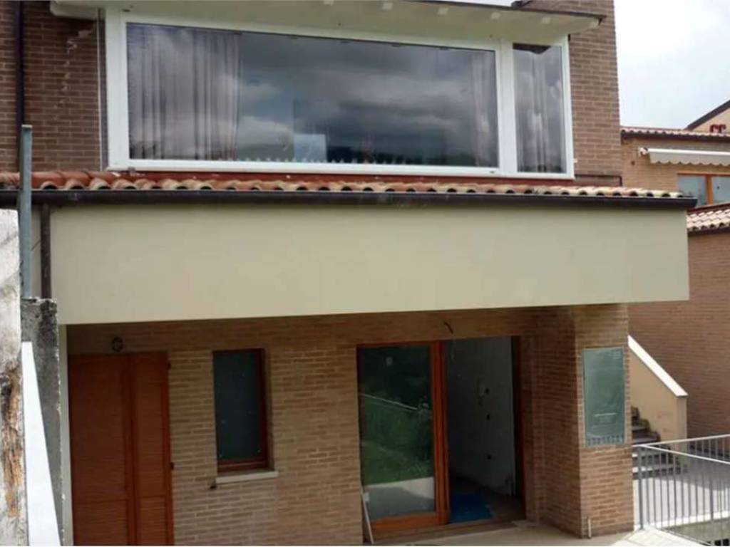 Appartamento a Mombaroccio in Via della Costituzione - Foto 5