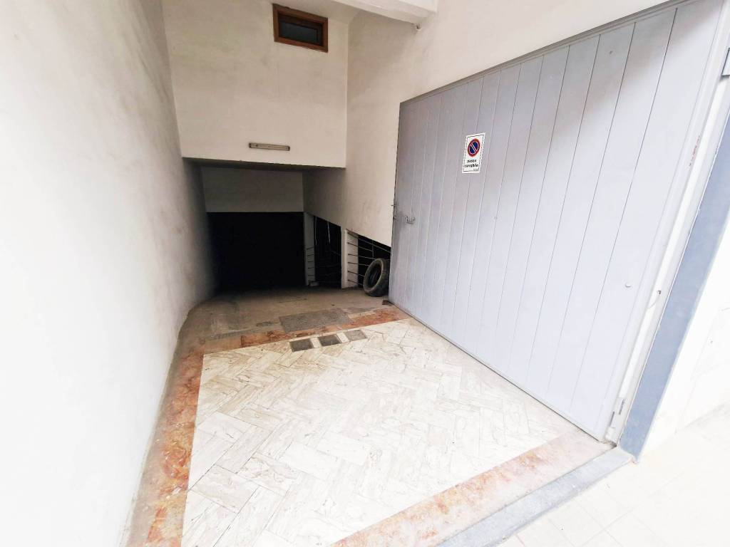 Box / garage a Andria in Via Varsavia - Foto 5