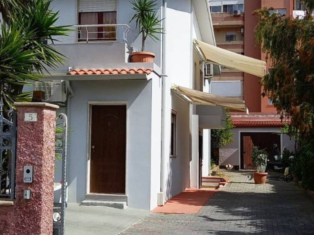 Villa a Carbonia in Località Le Serre - Foto 2