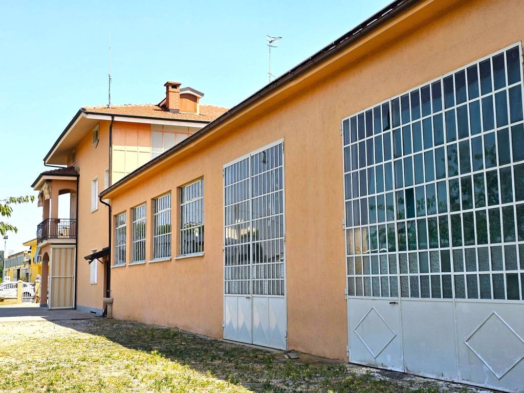 Villa a Carrù in Via Langhe, 37 - Foto 5