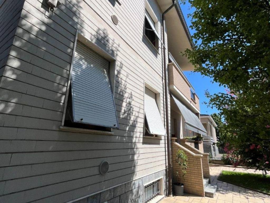 Villa a Piacenza in Via Giannantonio Perreau, 68 - Foto 3