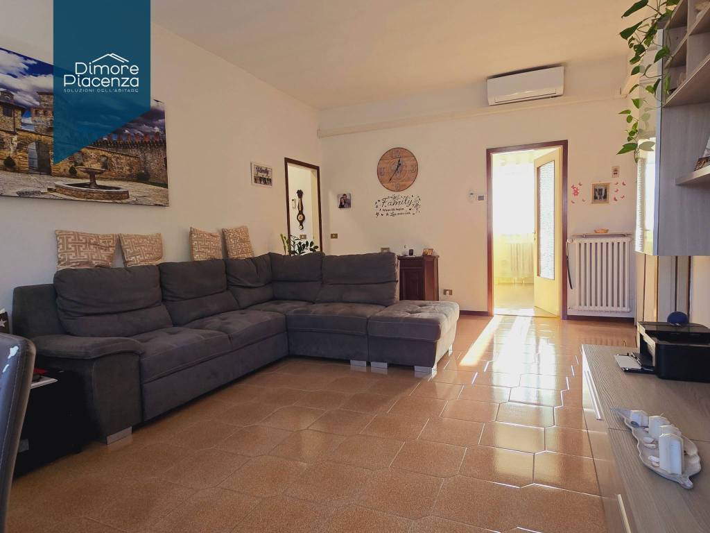 Appartamento a Piacenza in Via Rogerio - Foto 4