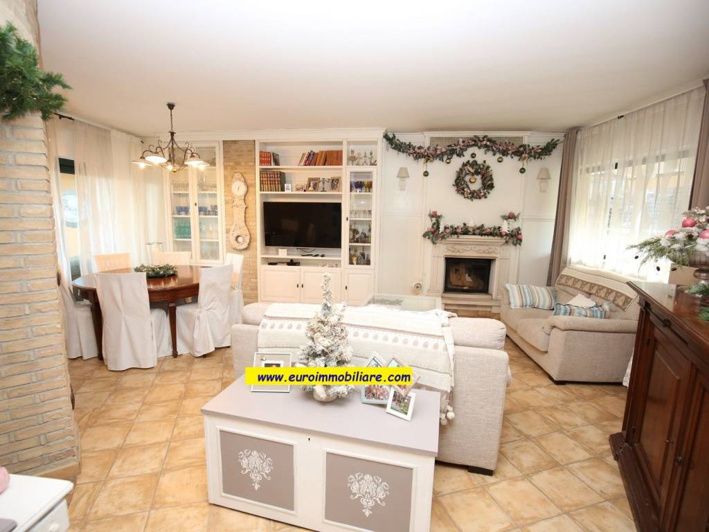 Villa a Pineto in Via Torre Cerrano, 6 - Foto 2
