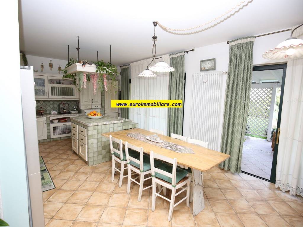 Villa a Pineto in Via Torre Cerrano, 6 - Foto 5