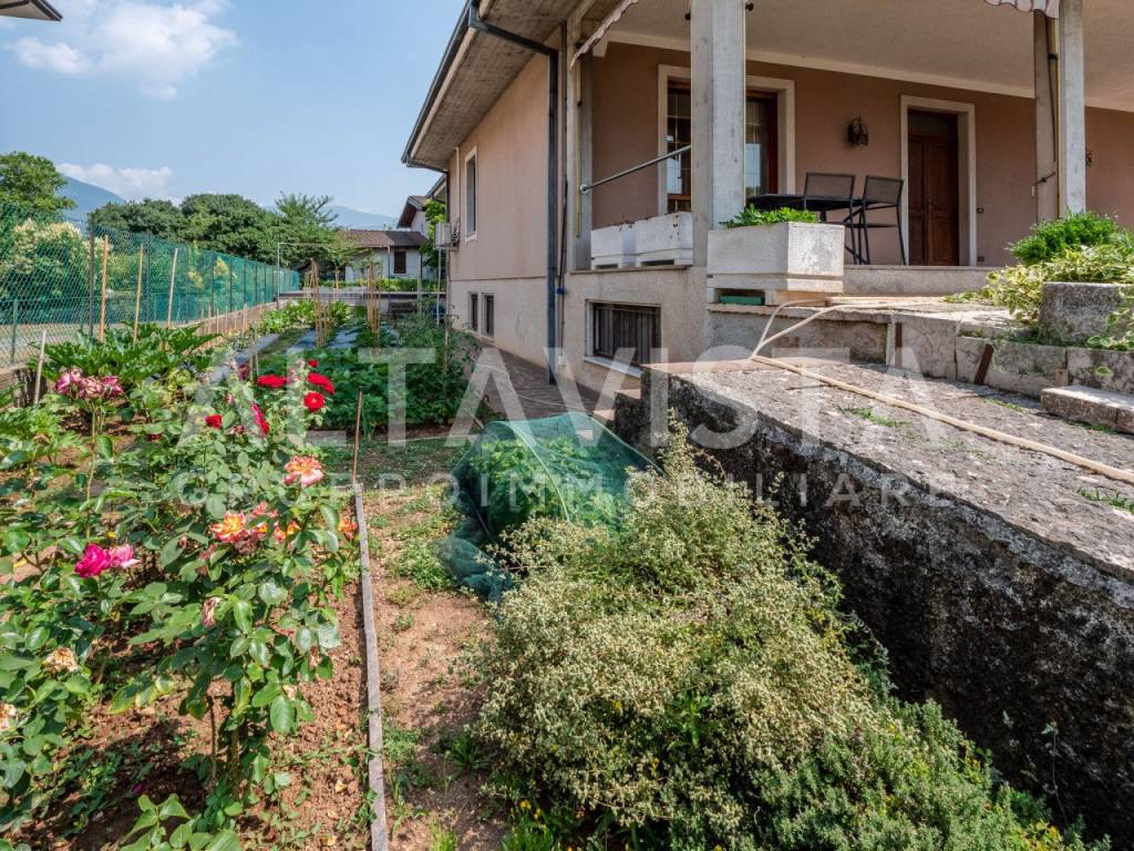 Villa a Rezzato in Via Amedeo Avogadro - Foto 4