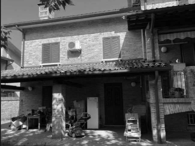 Appartamento a Terre del reno in Piazza 1º maggio - Foto 3