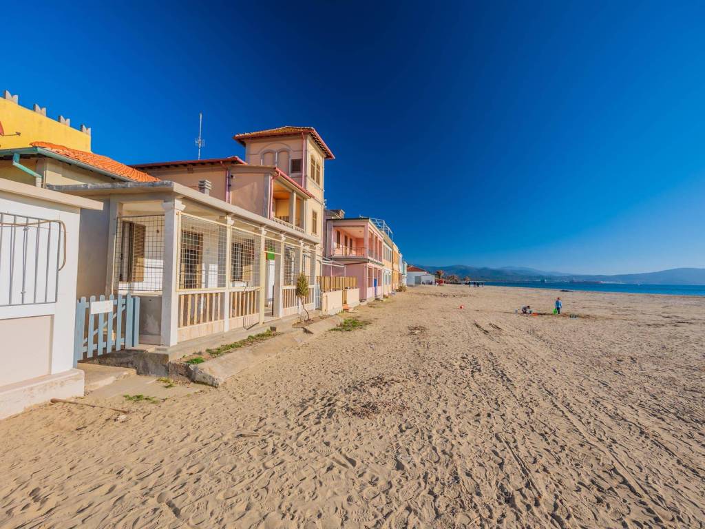 Villa a Follonica in Via Spiaggia di Levante - Foto 5