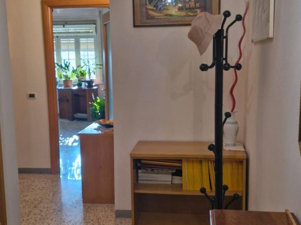 Appartamento a Aprilia in Via dei Lauri - Foto 3