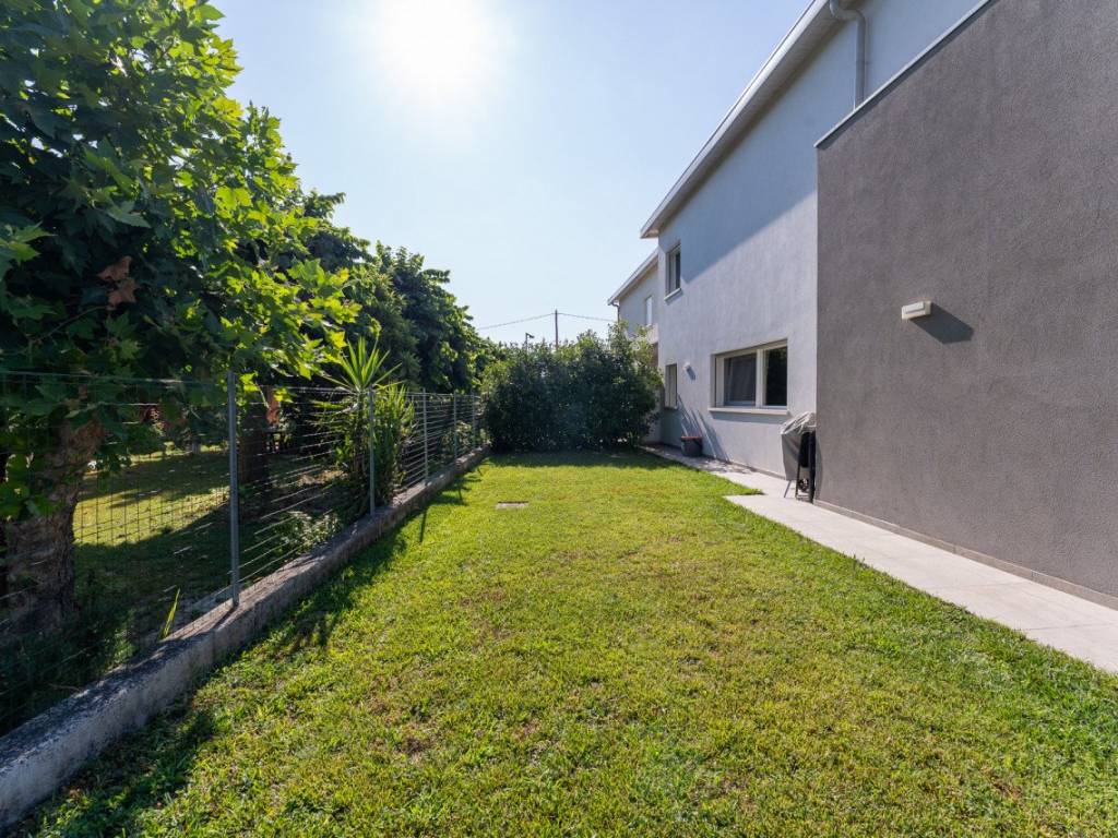 Villa a Legnaro in Via Umberto Nobile, 6 - Foto 4