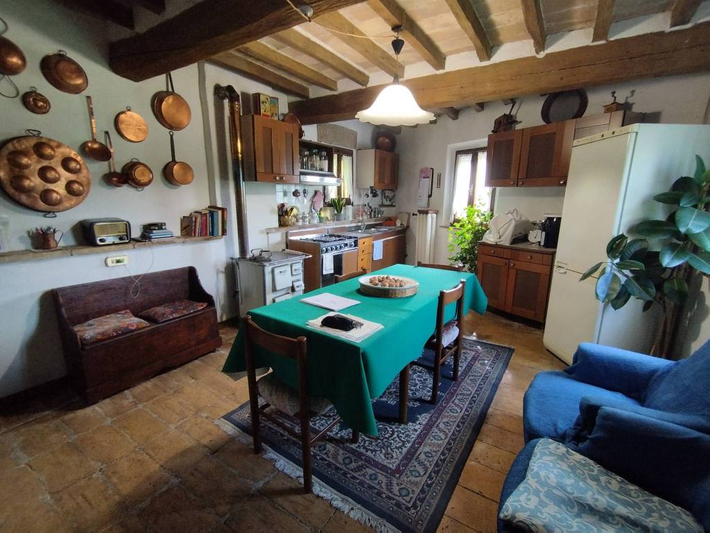 Casa indipendente a Castelvetro di modena in Via Sinistra Guerro, 49 - Foto 4