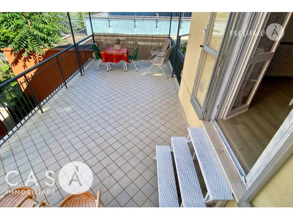 Appartamento a Riccione in Viale Alessandro Tassoni, 25 - Foto 2