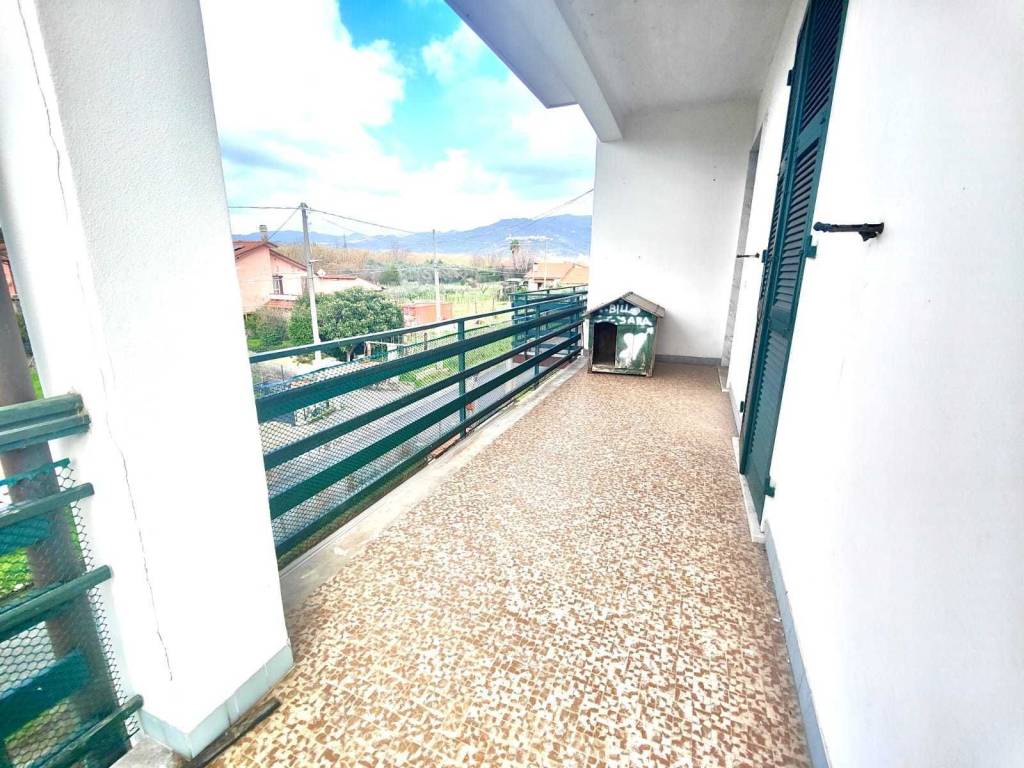 Villetta a schiera a Castelnuovo magra in Strada Statale 1, 247 - Foto 5