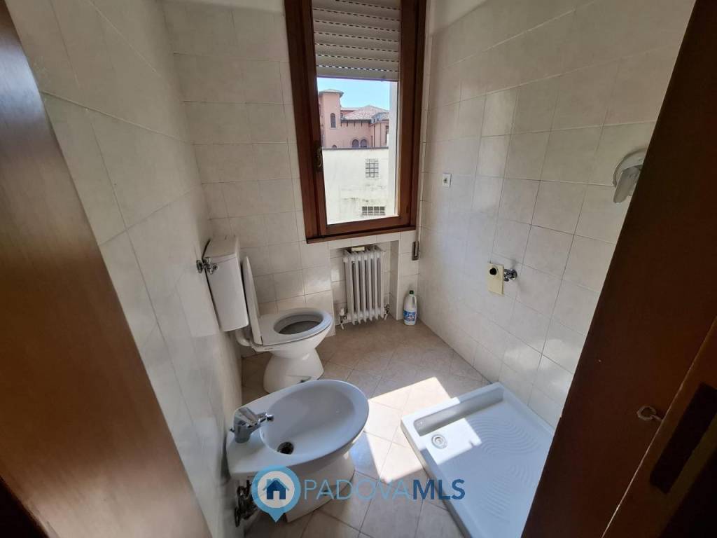 Appartamento a Padova in PIAZZA MAZZINI - Foto 4