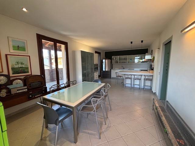 Villa a Stienta in Viale delle Nazioni - Foto 5
