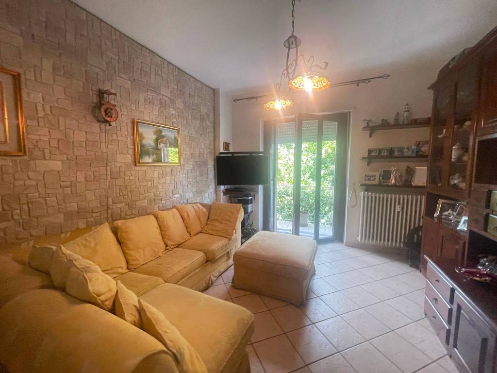 Appartamento a Asti in Viale Pilone - Foto 2