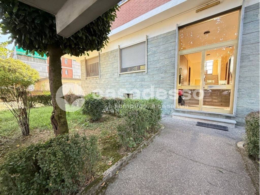 Appartamento a Leinì in VIA VALLETTA, 32 - Foto 2