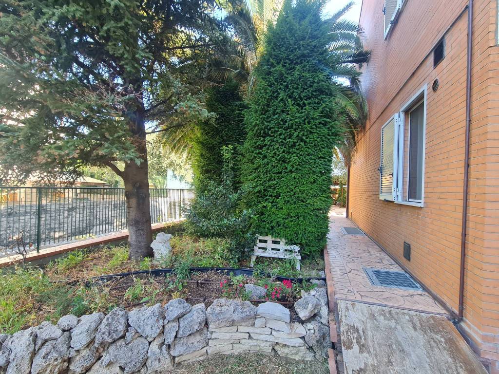 Villetta a schiera a Jesi in Via degli Appennini - Foto 5