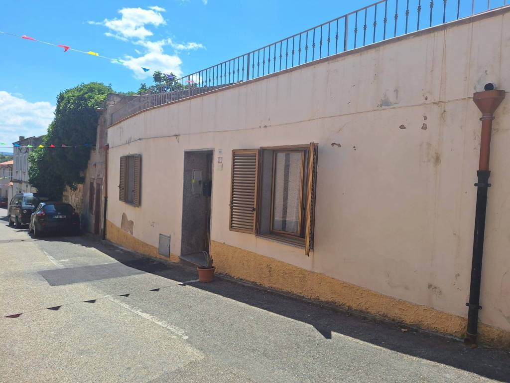 Casa indipendente a Magomadas in Via Vittorio Emanuele III, 111 - Foto 2