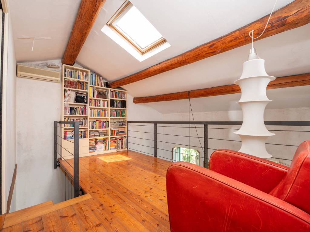 Casa indipendente a Verona in Piazza Avesa, 41 - Foto 5
