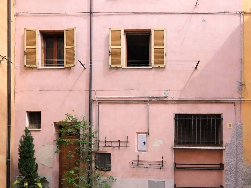 Casa indipendente a Fabriano in Vicolo Castrica - Foto 2