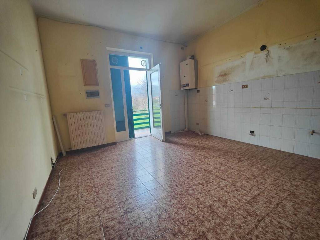 Villetta a schiera a Castelnuovo magra in Strada Statale 1, 247 - Foto 2