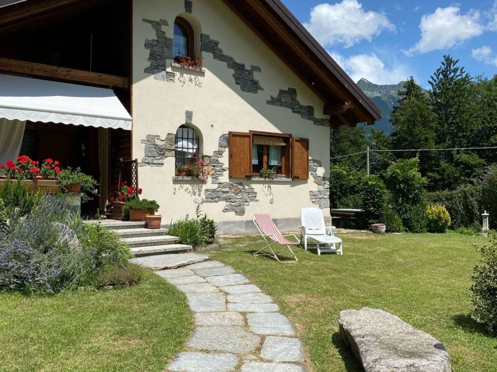 Villa a Crodo in Case Sparse Quartarone - Foto 3
