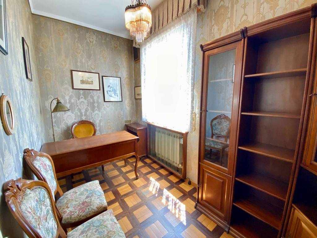 Appartamento a Modena in Viale Vittorio Veneto - Foto 3