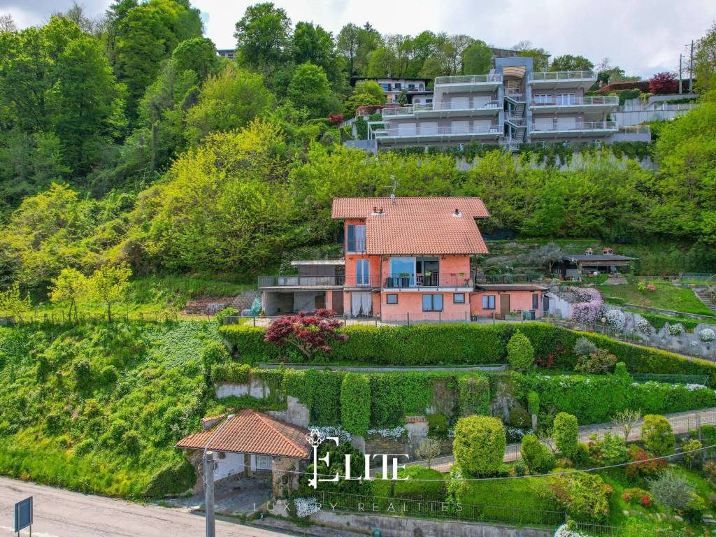 Villa a Stresa in Via Someraro - Foto 2