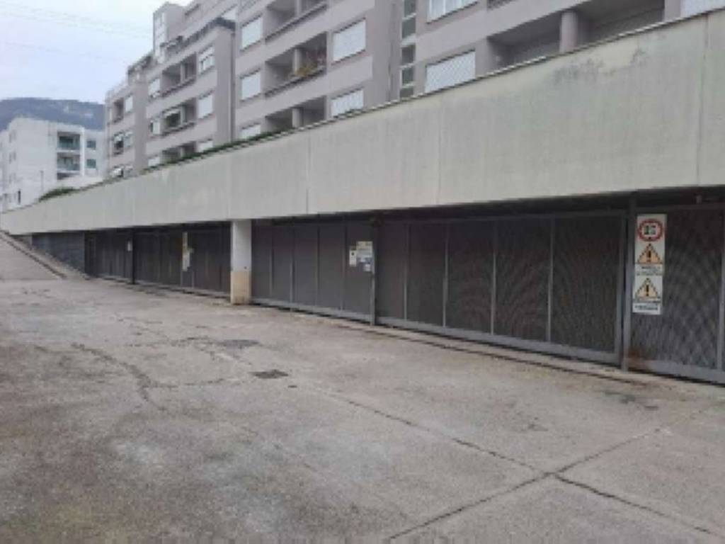 Box / garage a Trento in via VIA DEL BRENNERO 135 - Foto 4