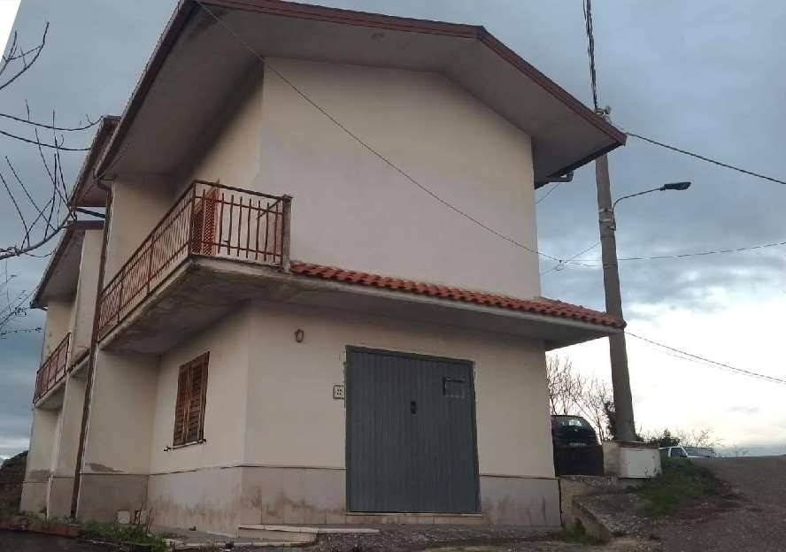 Villa a Sant'angelo a cupolo in Via A. de Gasperi - Foto 2