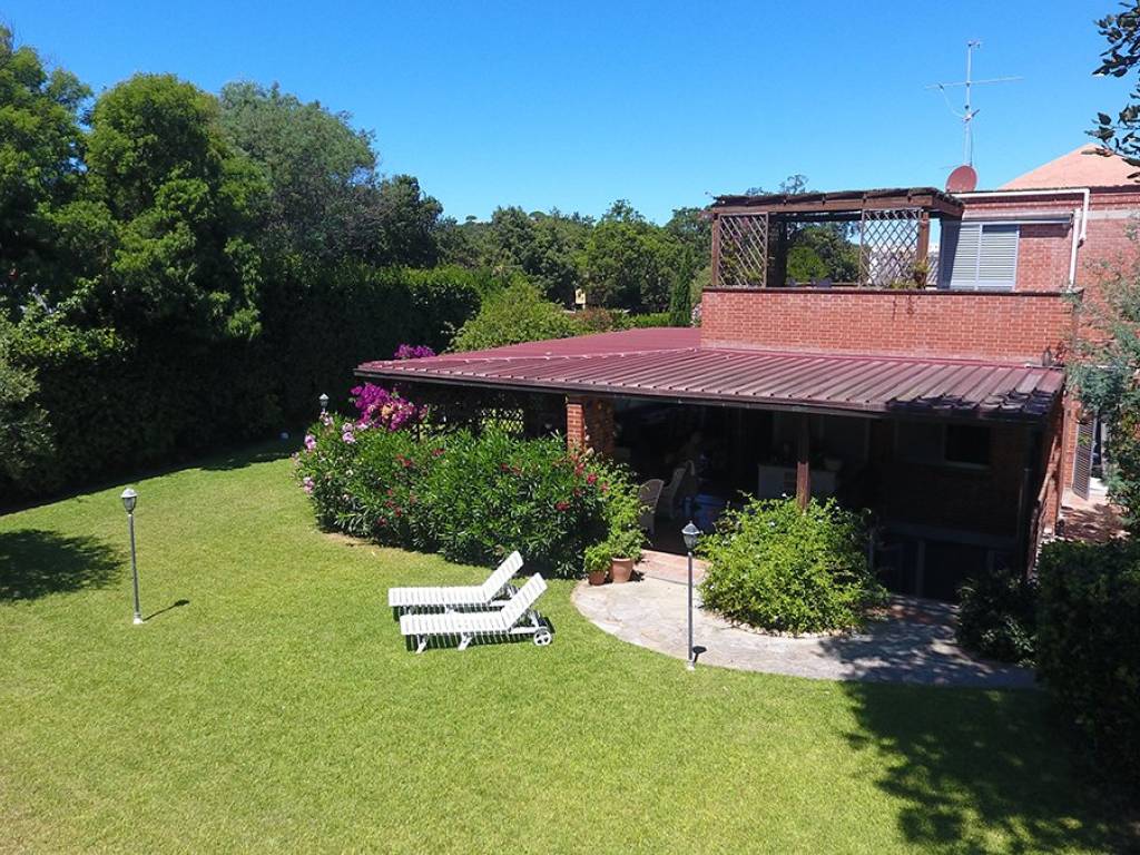 Villa a Castiglione della pescaia in Via del Barbiere - Foto 2