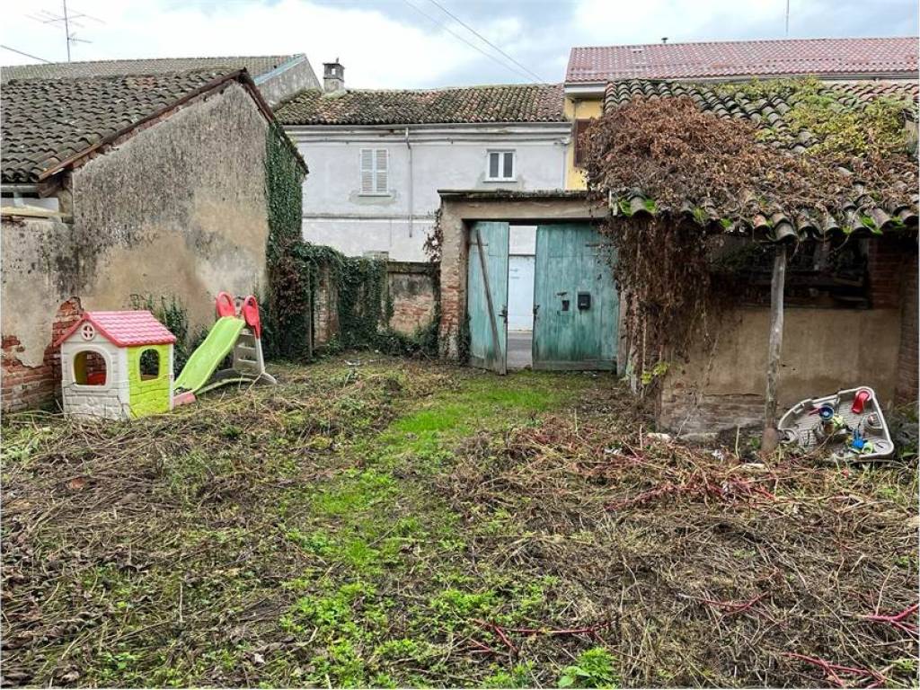 Casa indipendente a Desana in Via Carlo Martinotti - Foto 2