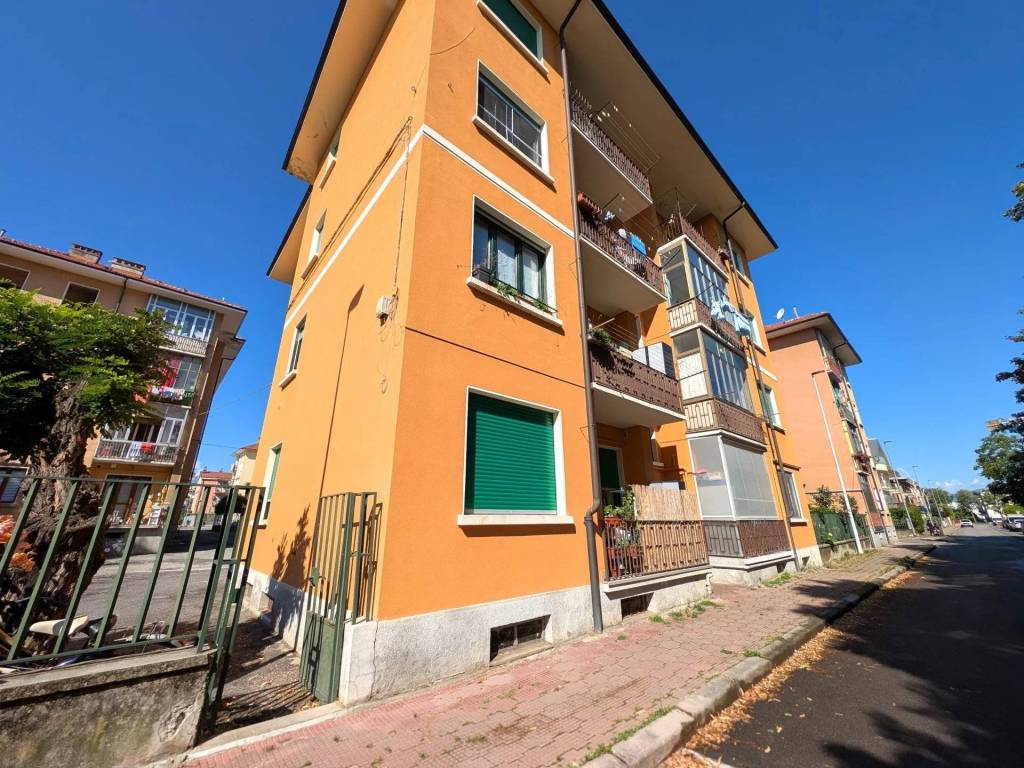Appartamento a Cuneo in Via Felice Bertolino, 12 - Foto 2