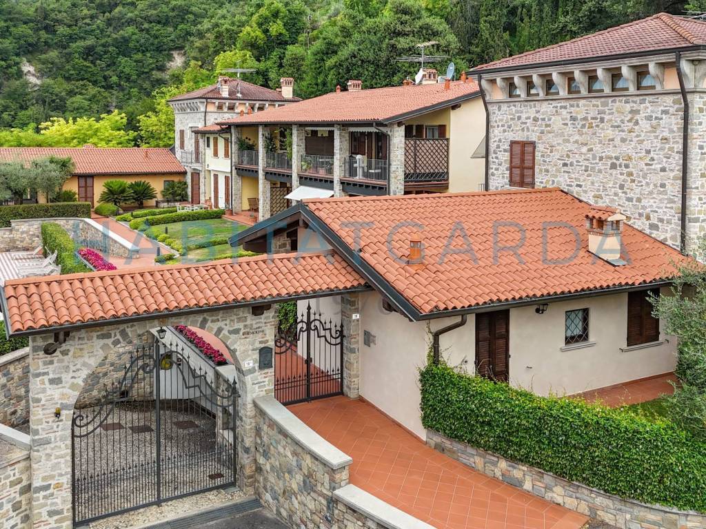 Appartamento a Gardone riviera in Via Clune, 18 - Foto 4