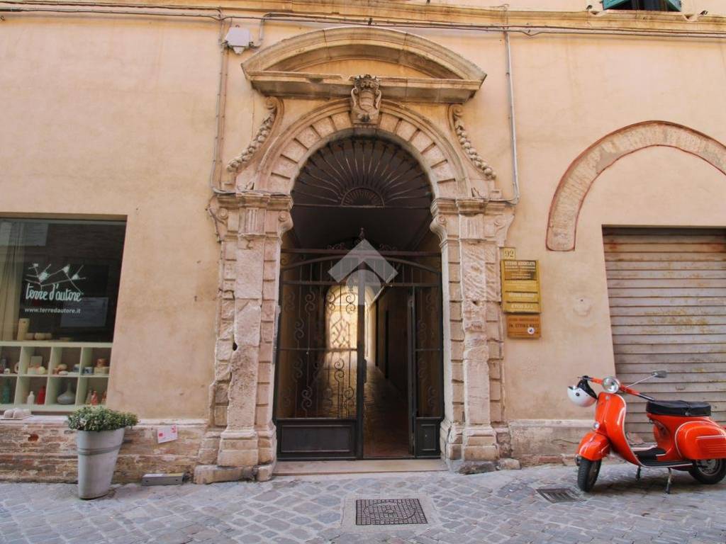 Appartamento a Recanati in Via Giovanni Falleroni, 92 - Foto 2
