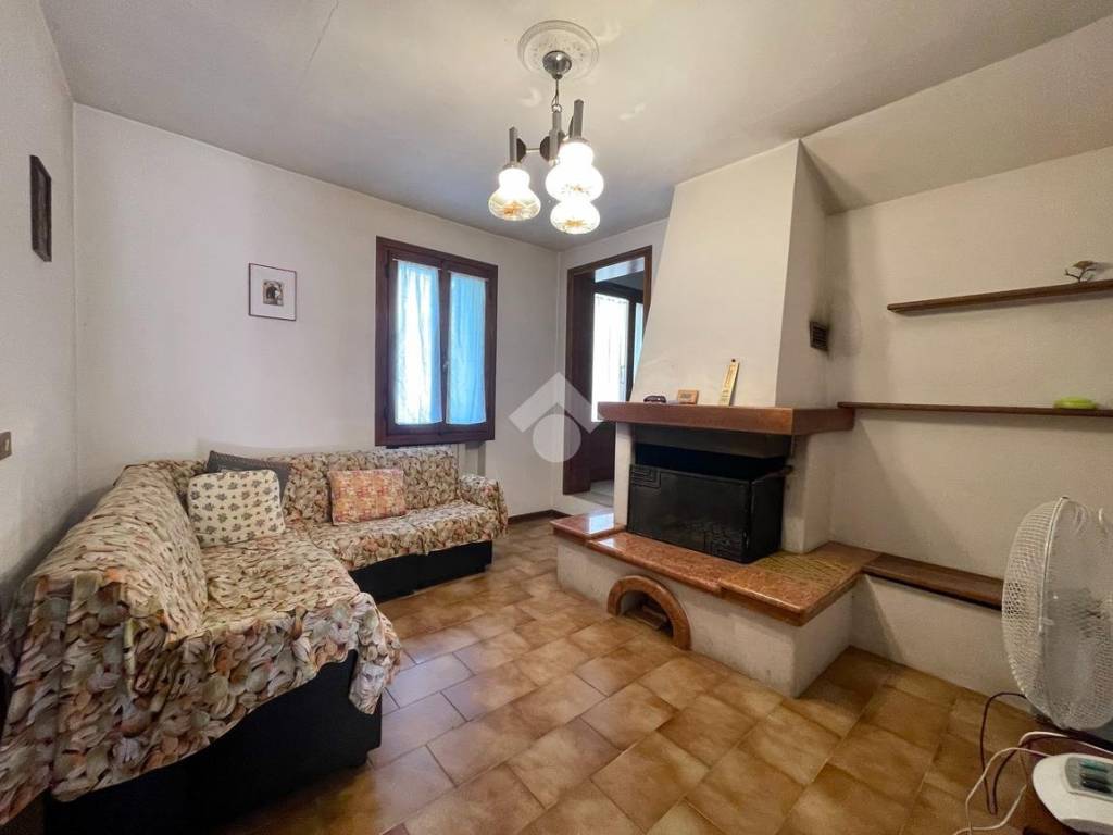 Villa a Castelfranco veneto in Via Brolo, 21 - Foto 5