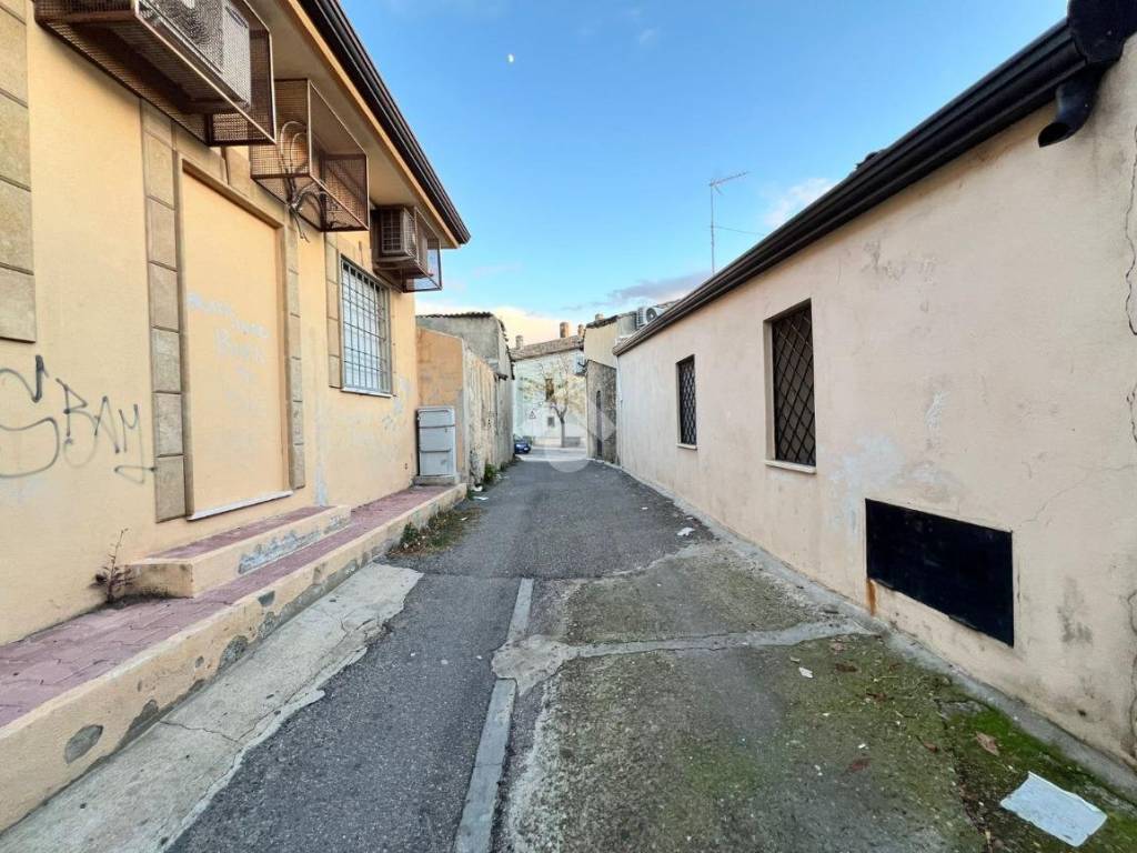 Box / garage a Isola di capo rizzuto in Traversa Annunziata - Foto 2