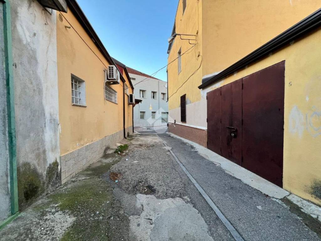 Box / garage a Isola di capo rizzuto in Traversa Annunziata - Foto 3