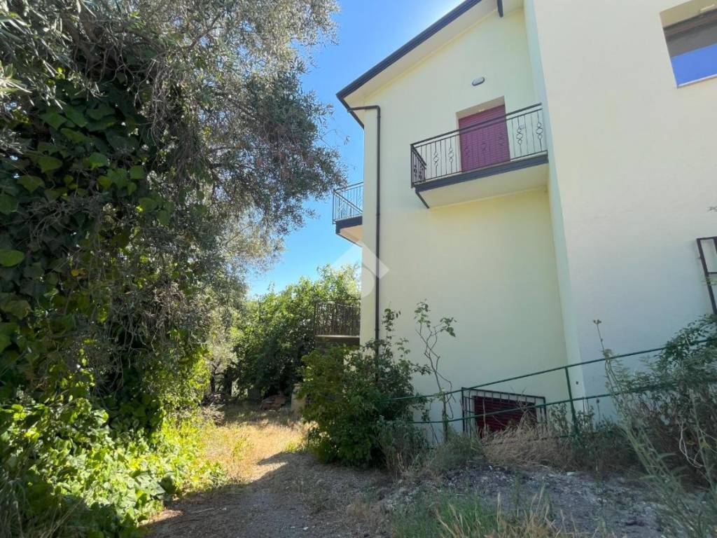 Casa indipendente a San nazzaro in Via C. Battisti, 2 - Foto 3