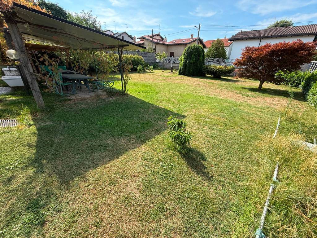 Terreno a Gerenzano in Via San Gabriele del Carso - Foto 3